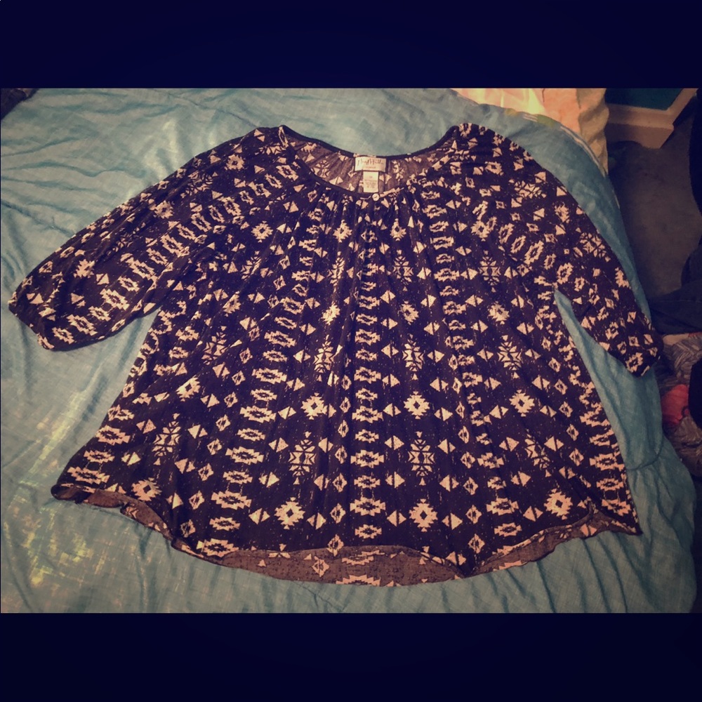 B&W tribal print blouse